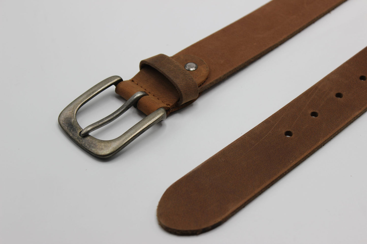Beltenza Tan Leather Belt with Rounded Buckle